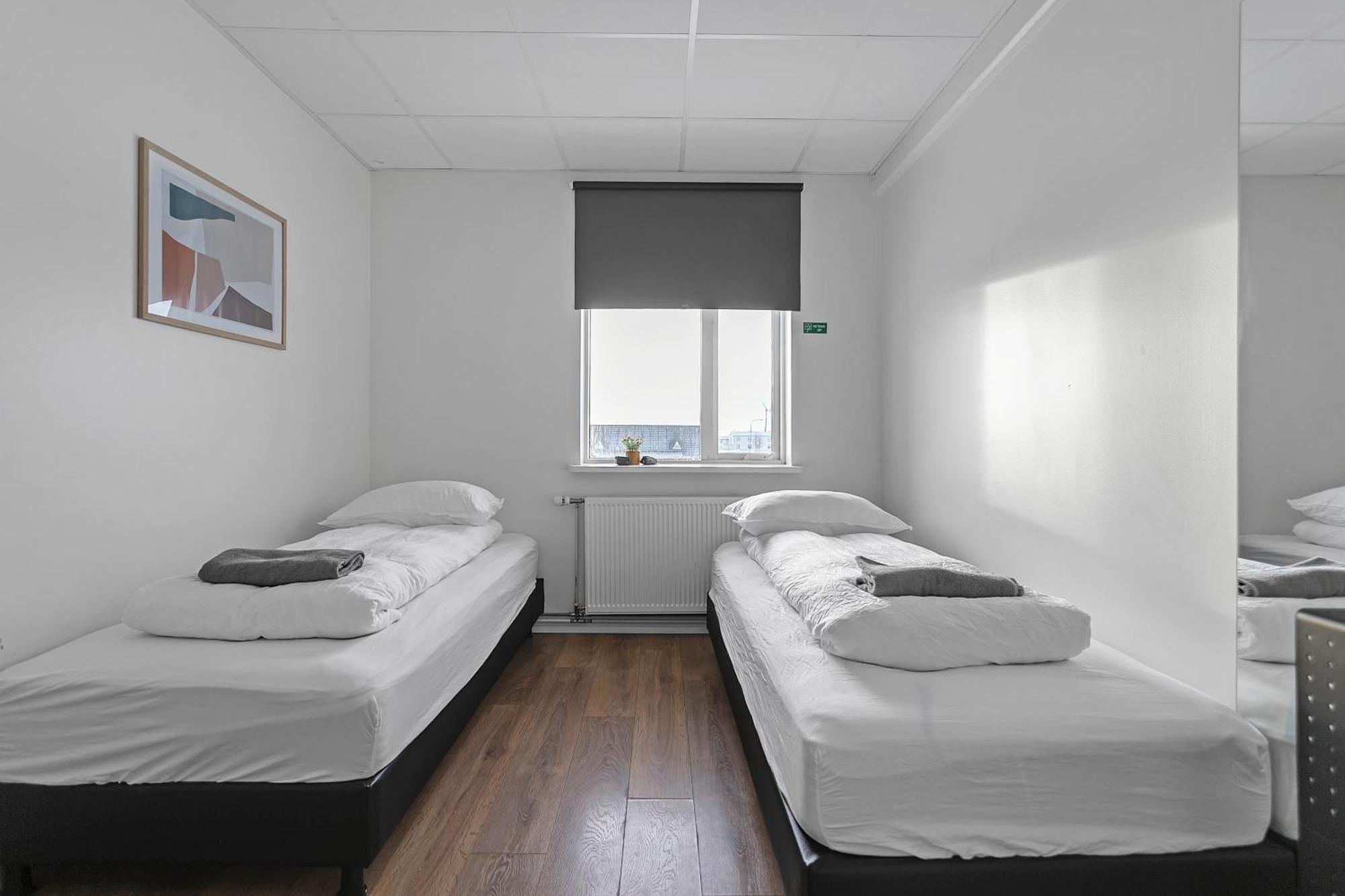 Bank Guesthouse By Kef Airport Keflavík Exteriér fotografie